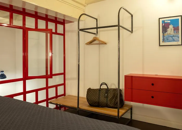 Farina 36 Apartment Rom